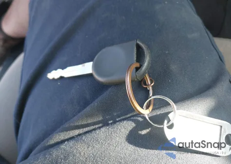 2012 Ford Fusion Hybrid z USA, uszkodzony, nr VIN 3FADP0L35CR179651